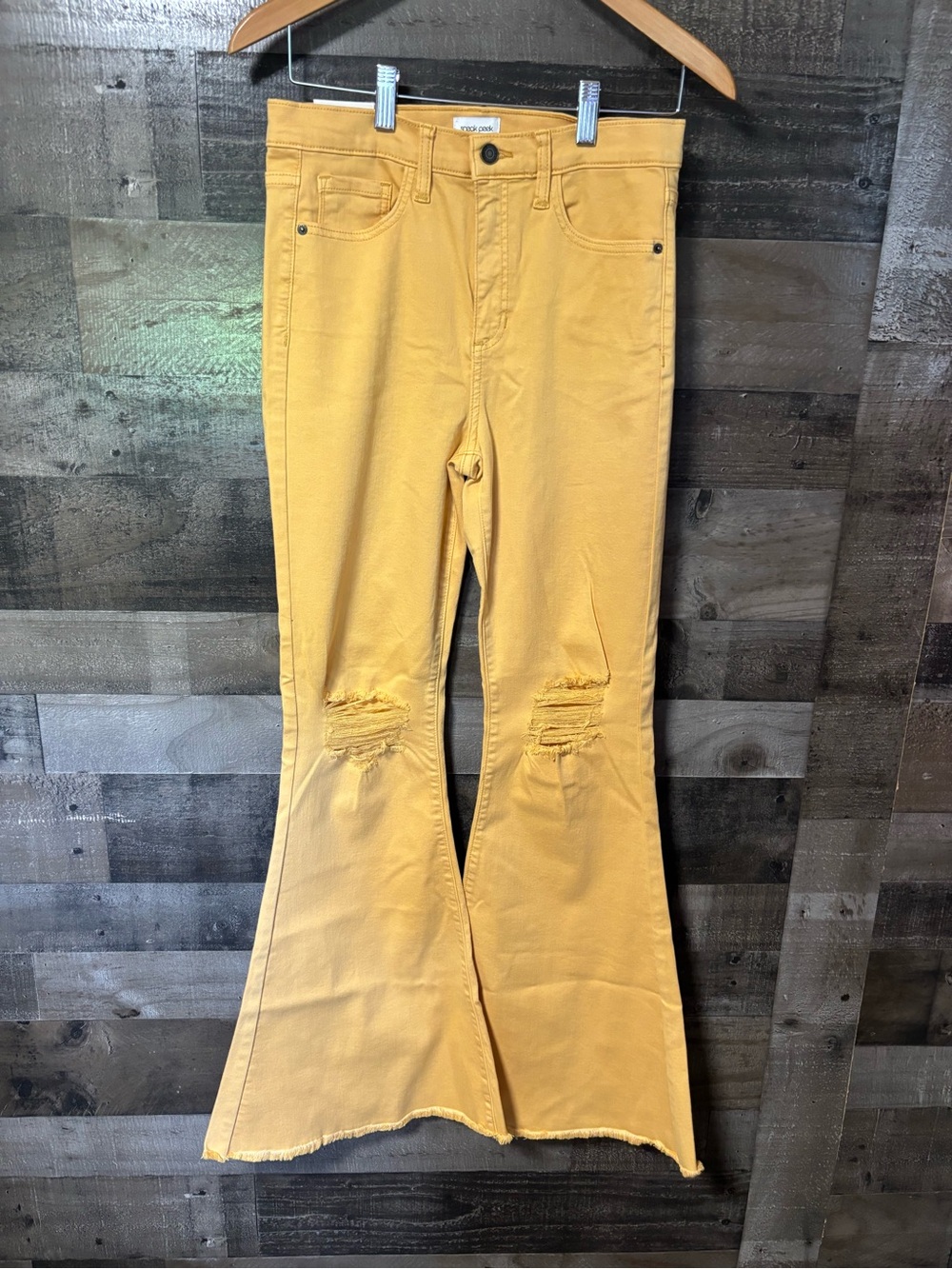 NWT Sneak Peek Sunflower Yellow High Rise Flare Jeans with Distressing  28 Reg